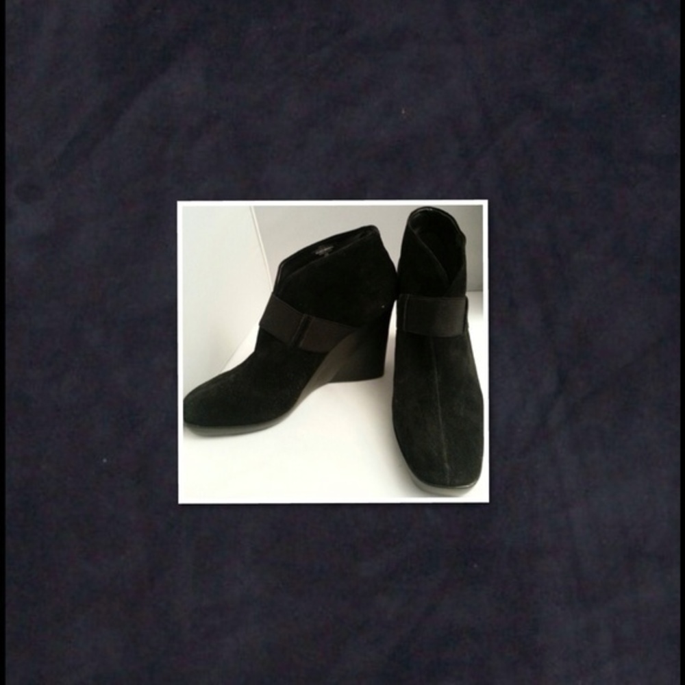 9 West Black Suede Wedge Ankle Booties  Size 8-1/2